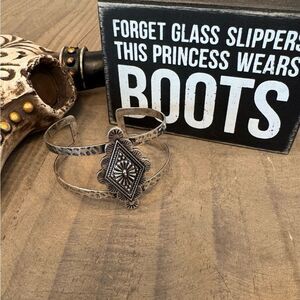 Cuff bracelet